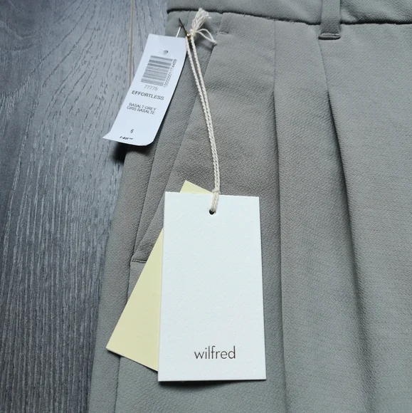 Aritzia Effortless Pant - Picture 3 of 8